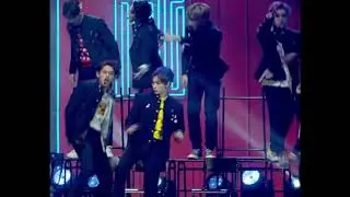 WAYV perreando 