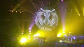 Brit Floyd 'What Do You Want From Me'  cell phone video 2
