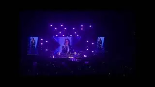 Laura Pausini - On n'oublie jamais rien, on vit avec (Live, Paris Accor Arena) 12/02/2024 paroles