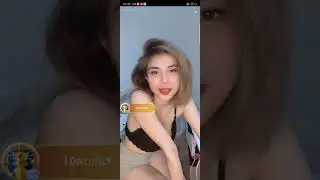bigo satin cewek cantik dan seksi pakai CD dan Bh doang auto tegang otot bawah 