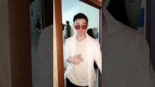 Все девушки какают)
