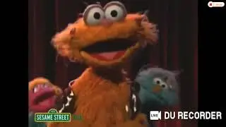 Zoe, betty Lou, Rosita and Prairie Dawn Singing to 