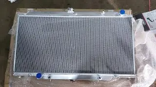 Увеличенный радиатор AJS на Nissan Patrol Y61. 