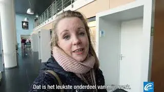 Sociaal medisch verpleegkundige Rachel: 'Ik vind het fijn om mensen verder te helpen'.