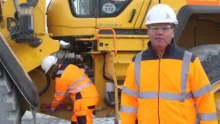 3.  Loading Shovel Articulated Locking mechanism Installation