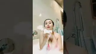 pagi-pagi mandi busa//