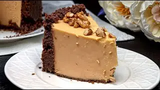 My daughter made this cheesecake, she too! Very simple dessert in 5 minutes!