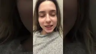 Посміхаюсь щоб не плакати