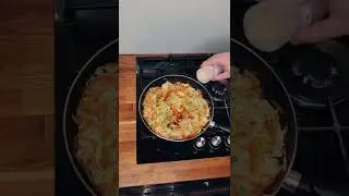 Стейк тунца с китайской вермишелью