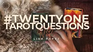 Let’s discuss deck yays + nays #twentyonetarotquestions VR @Lisa_Papez