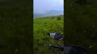 Lautan Pasir Bromo Saat Musim hujan