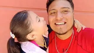 Llevando A Mi Hija Al Escuela