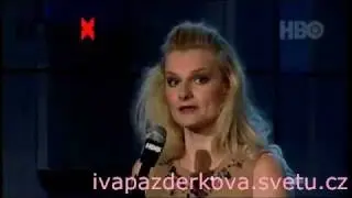 Blbá blondýna a skinheadův bobr