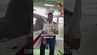 Can pilots wear glasses?
