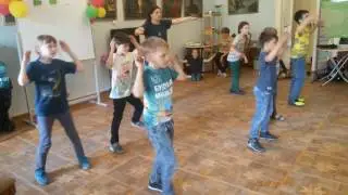 Танцевальная пауза в лагере