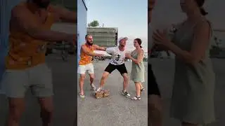 Awkward moment | Неловкий момент😂