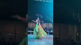 Most Amazing belly dance EVER ❤❤❤