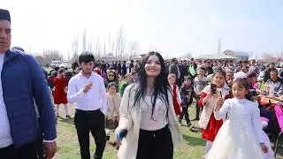 Nodira begi bir davrni aylanib...