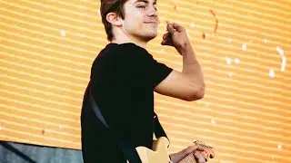 Beginner to GUITARIST Series: LESSON 2 (moving between chords, fixing strumming hand, new song!)