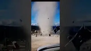 дом улетел торнадо утащил 