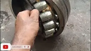 Dismantling Bearing from shaft URD/HINDI #bearing #dismantling #bearing