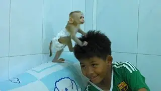 Tiny Valen Happy Playing With Brother Meng Before Go To Bed Routine