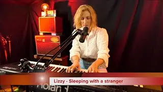 Lizzy - Sleeping with a stranger