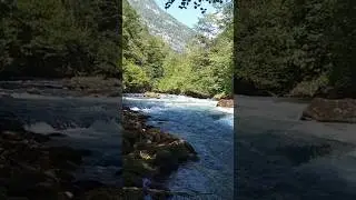 Звуки воды/звук водопада, природа горы #абхазия #звукиприроды #водопад #shortvideo #река #природа