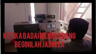 viral... hampir semua orang menduga ini berada di dalam kabin kapal selam