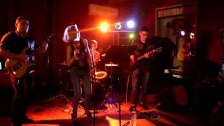No Comment   little lamb live band cover