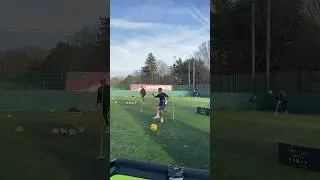 💥 Using Your Body To Beat The Player 💥 #football #midfield #soccer #footballshorts #fyp #viral