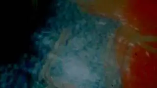песня детство исполняет девушка.