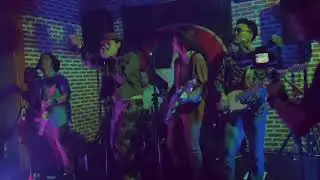 QODIR ft Ojan Sisitipsi - Bangun Tidur (Alm. Mbah Surip) LIVE @ Tebalik Kopi