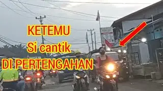 Di pertengahan Jalan ketemu ini || Moto vlog Indonesia