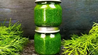 I do not buy dill in the winter! Super way to store dill year-round