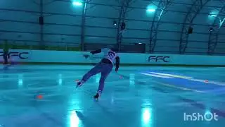 Москва. Ночной каток Citysport  ) Под утро уже мало людей и можно послайдить)