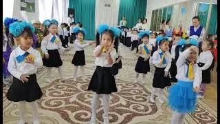 Айгөлек биі. Балабақшаға