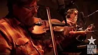 Tim O'Brien & Darrell Scott - Memories And Moments [Live at WAMU's Bluegrass Country]