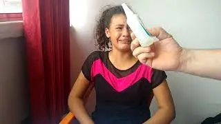 colando minhas unhas postiça com tekbond o resultado não foi bom kkkkk