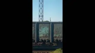 грузовой поезд