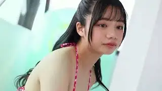 Hinano Yuki in a photo shoot with a red polka dot swimsuit ｜ 結城ひなの、赤い水玉模様の水着で写真撮影 [baUgA9wrKfI] 00-