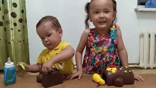 Фатима&Муслим құстарды тамақтандырды 😱😊😊😊