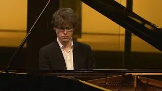 Strauss / F. Noack : Paraphrase on different waltzes | Florian Noack, piano