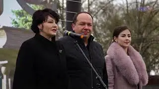 ЯБЛОНЕВЫЙ САД В ДЕНЬ РОЖДЕНИЯ