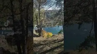 ах, какая вокруг колдовская стоит красота. мы деревенские.