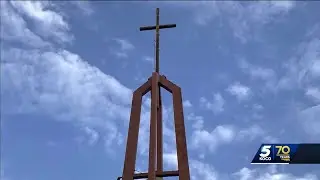 Southern Baptist Convention votes to reject constitutional ban on women pastors