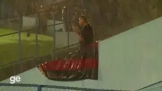 Küme Düşmeyi Garantileyen Takımını Tek Başına Destekleyen Taraftar