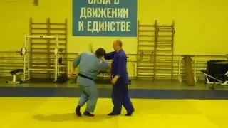 Упражнения с ножом. мягкость и прилипание