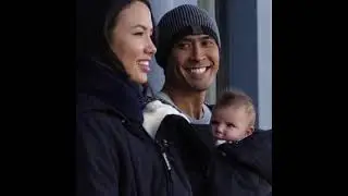 Wombat London| Maternity coats that grows to support you and your baby from pregnancy | short