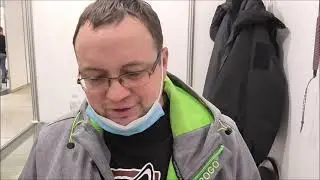 Артемьев Алексей на выставке Арсенал!Классные финки!И крутые складни!!!